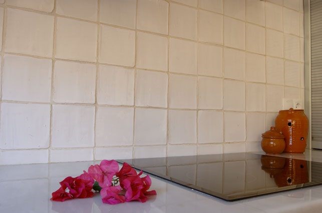 cotto artigianale smaltato bianco